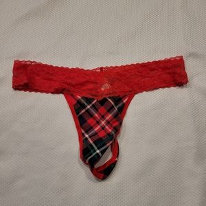 NWT Victoria's Secret Low-rise Thong